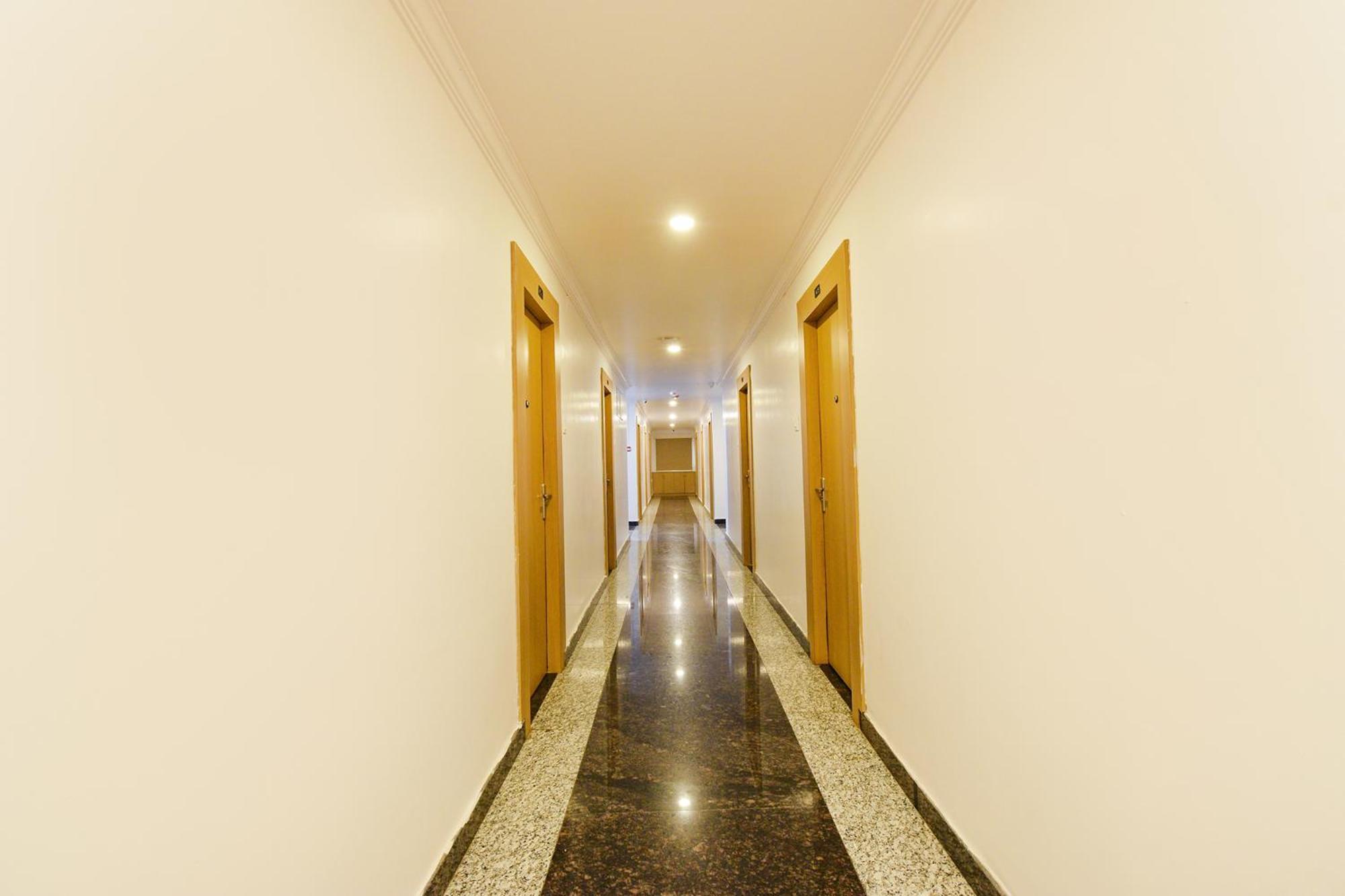 Fabhotel The Cinco Primera - Nr Kbr Park, Banjara Hills Хайдарабад Экстерьер фото